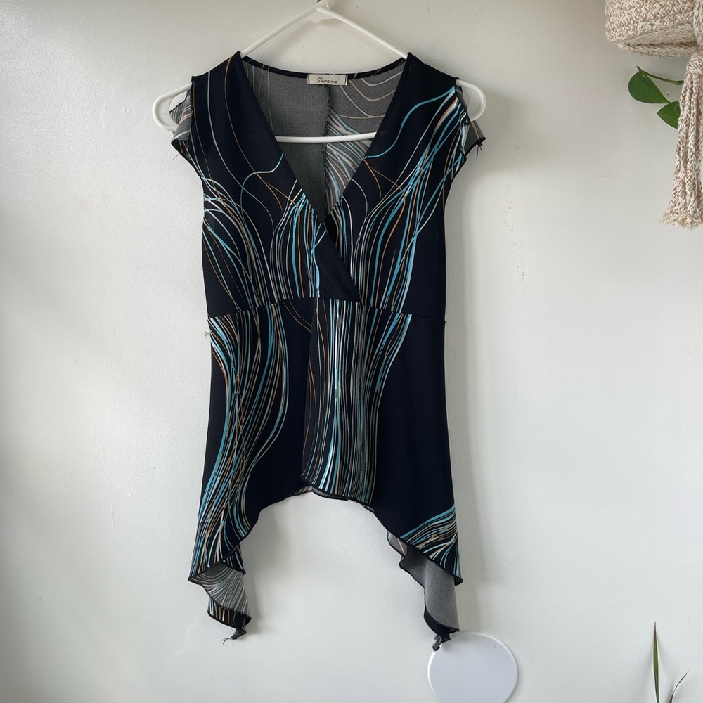 Y2K asymmetrical sirens top